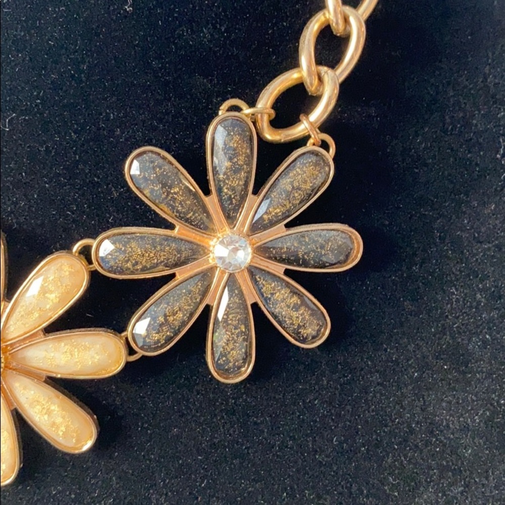 Bold Flower Statement Necklace - image 3